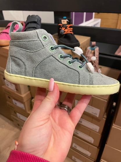Mukishoes Challenge Mid Cut