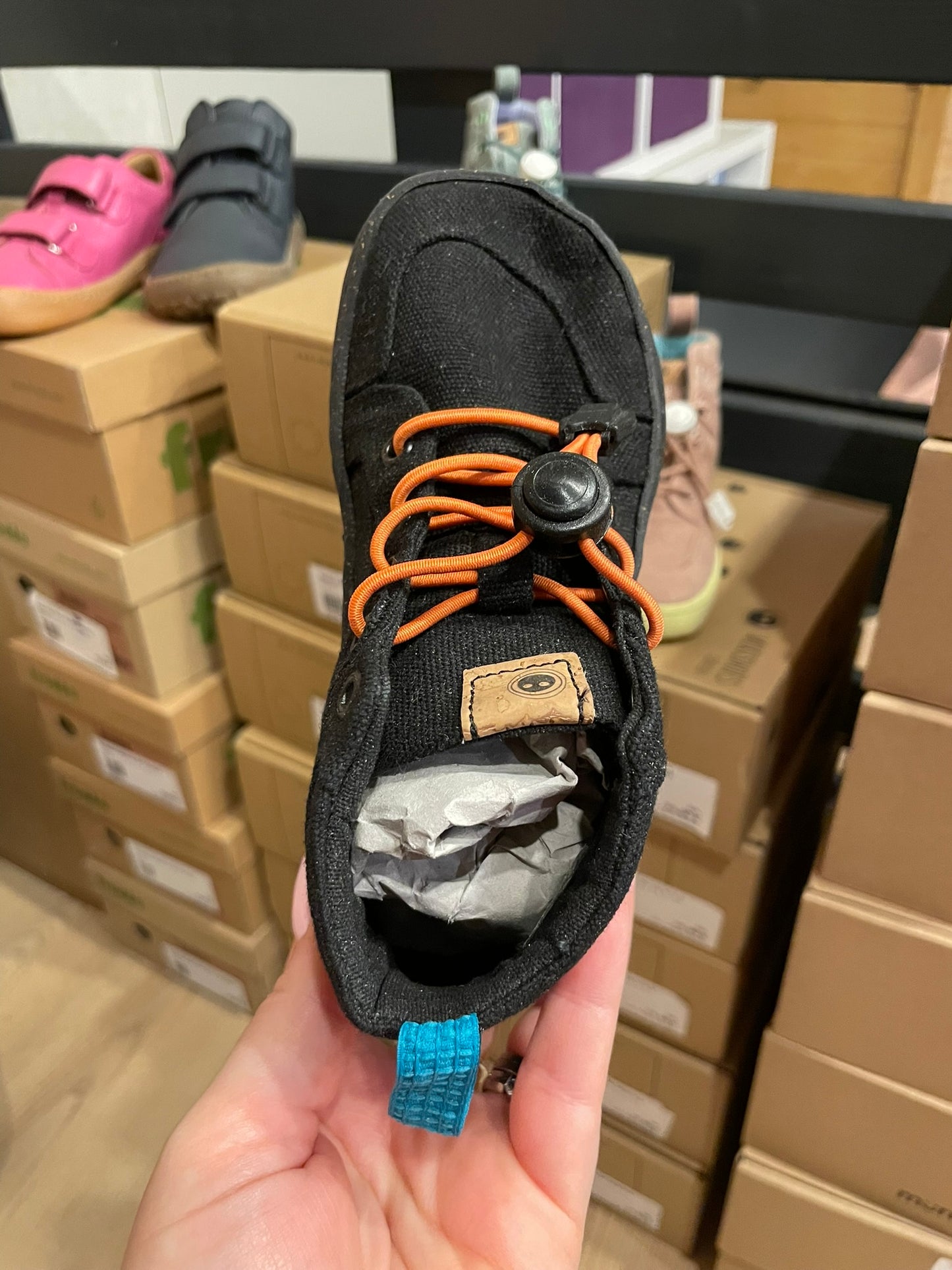 Mukishoes Shadow MidCut