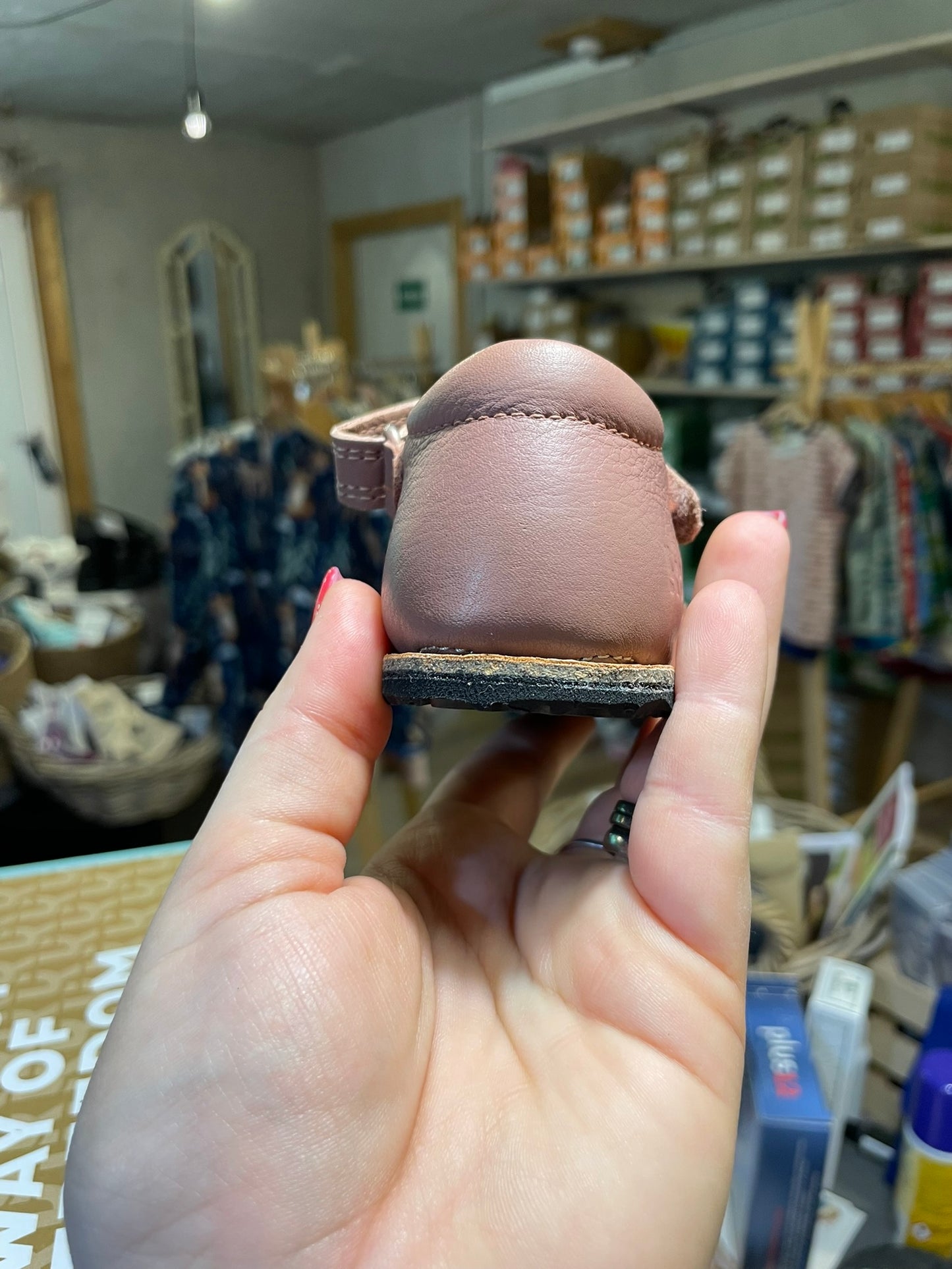 Koel Arin Barfußsandale