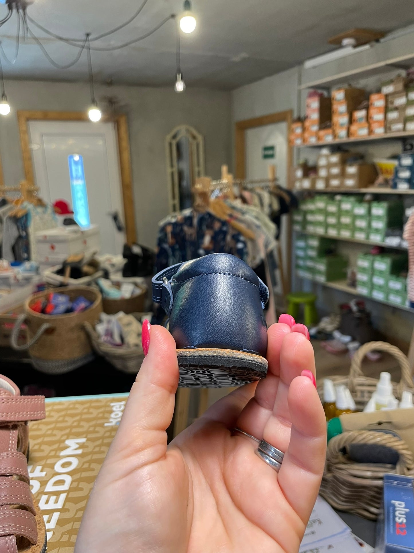 Koel Arin Barfußsandale